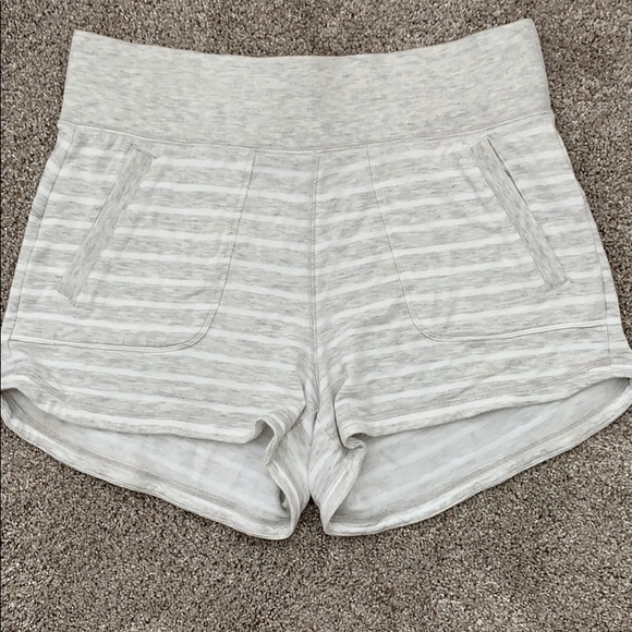 Athleta Pants - Athleta shorts